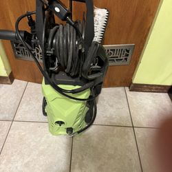 Pressure WASHER 98 Lb Like New 