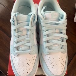 Women's Nike Dunk Low Retro Size 8