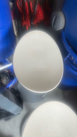 3 Brayton  International stools