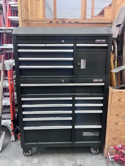Large tool box chest lockable ball bearing Kirkland
