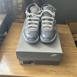 Cool Grey  11