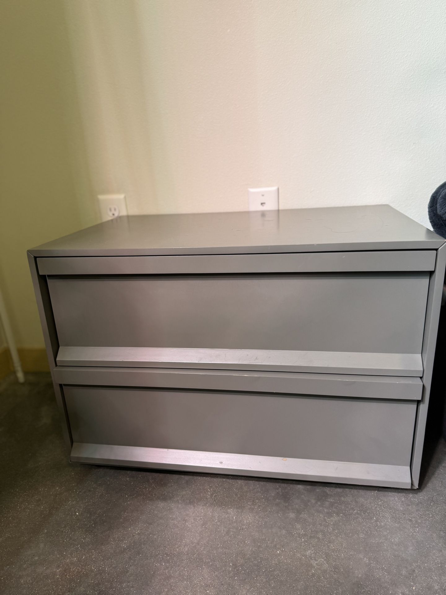 BlueDot Dresser and Nightstand