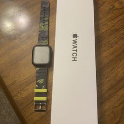 APPLE WATCH SE 2 GEN 44MM