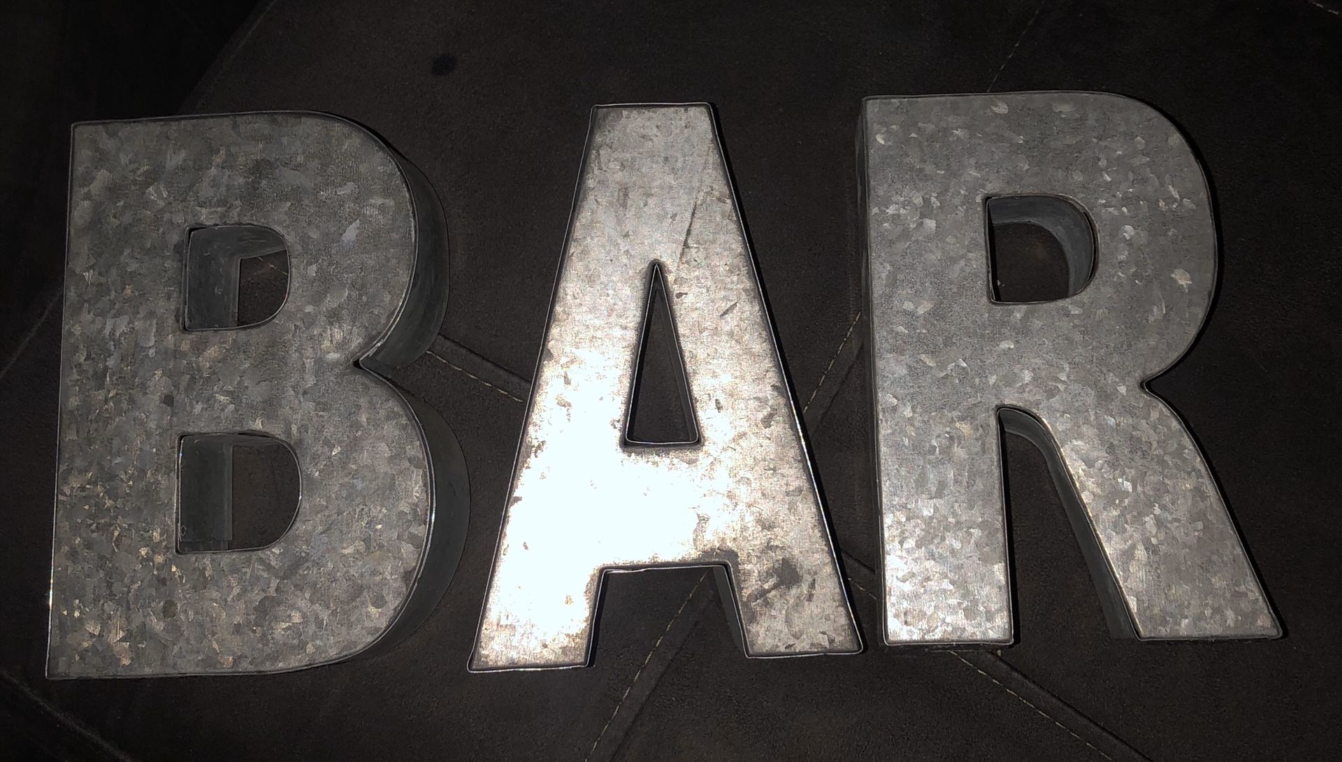 Bar sign letters.