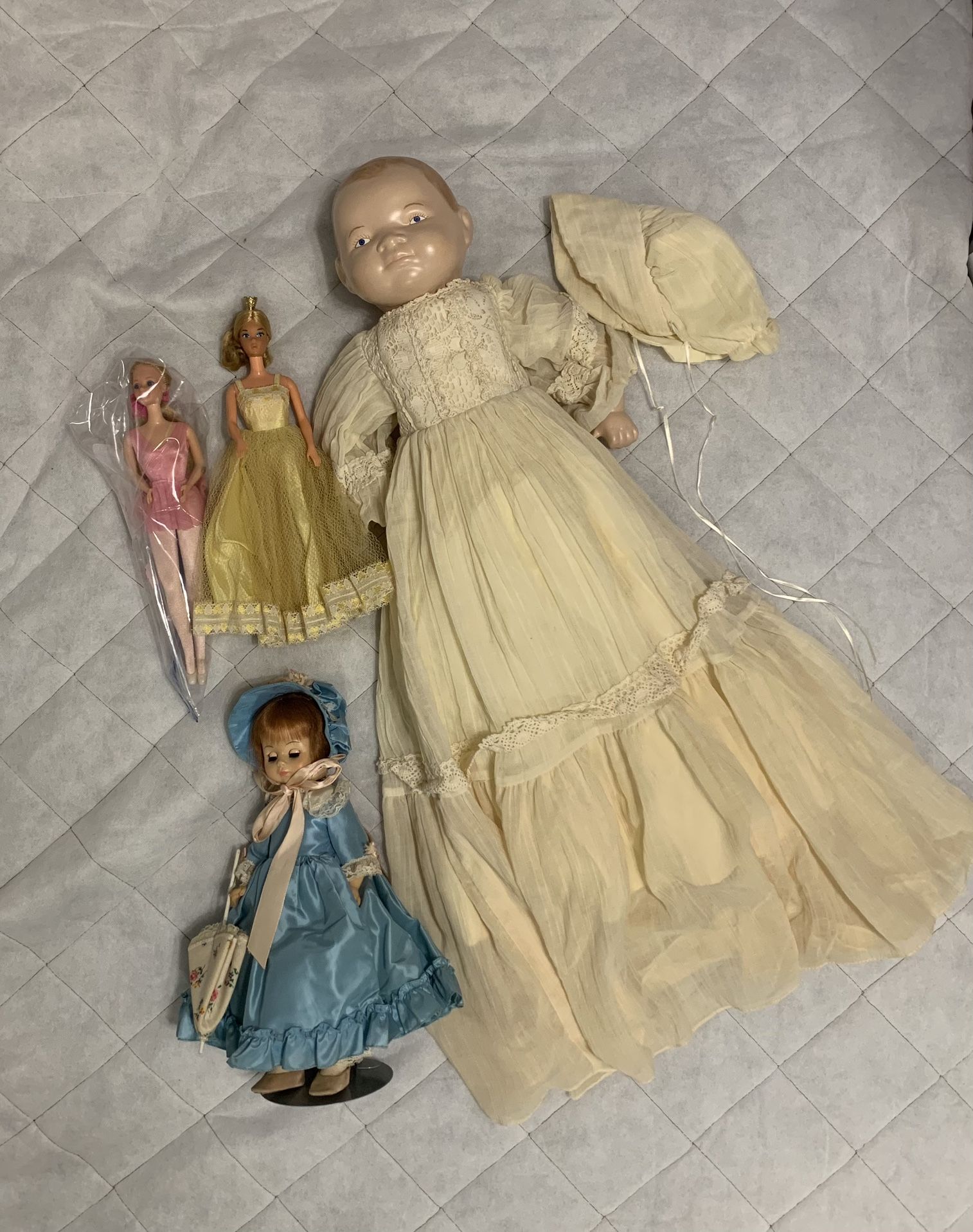 Vintage Dolls - 2 Barbies, 1 Madame Alexander, 1 Porcelain Doll