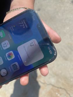 iPhone screen repairs