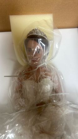 Princess Catherine Royal Elegance Bride Doll