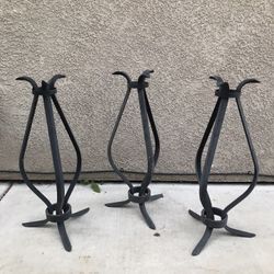 3 Metal Flower Stand 24” HT