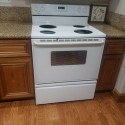 Like New Stove Everything Works, Just Switching Up The Kitchen