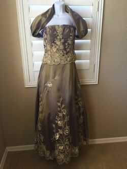 Formal gold 2tone gown