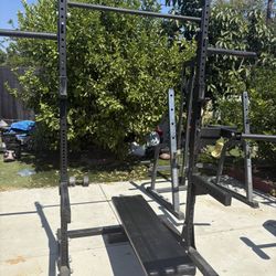 Rogue Squat Rack With Safety Bars And Dip Attachment 