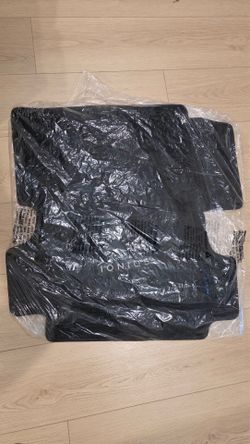 Title 2025 IONIQ 5 OEM Floor Mats