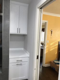 Bathroom cabinets design