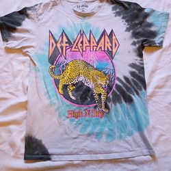 Deff Leppard Band Tee 