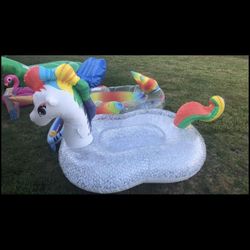 Pool Toys/ Water Float On Toys