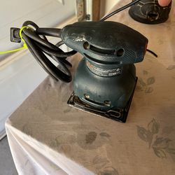 $15 black and decker 1.8 Amp Corded 5 inch Orbital Sander