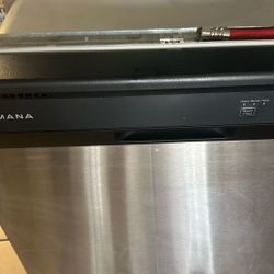 Amanda 24” Built in Dishwater 