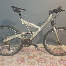 Cannondale SuperV400 