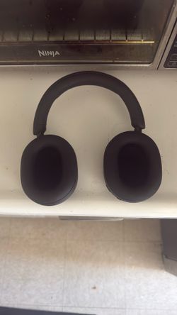 sony xm5 headphones