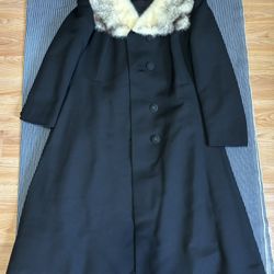 Vintage 1950s Styles by Heidi Velsana Wool Coat w/ Fur Collar-Size Medium