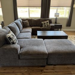 Complete Living Room Set W/ Coffee & End Tables