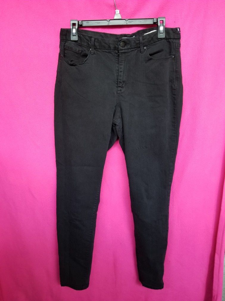 Jessica Simpson WOMEN'S JEANS SIZE 12/31 ( STRETCHY)