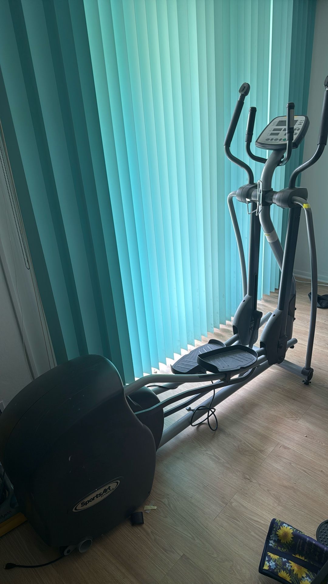 SportsArt 807p Elliptical