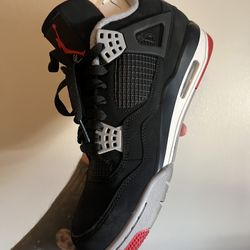 Jordan 4 Bred