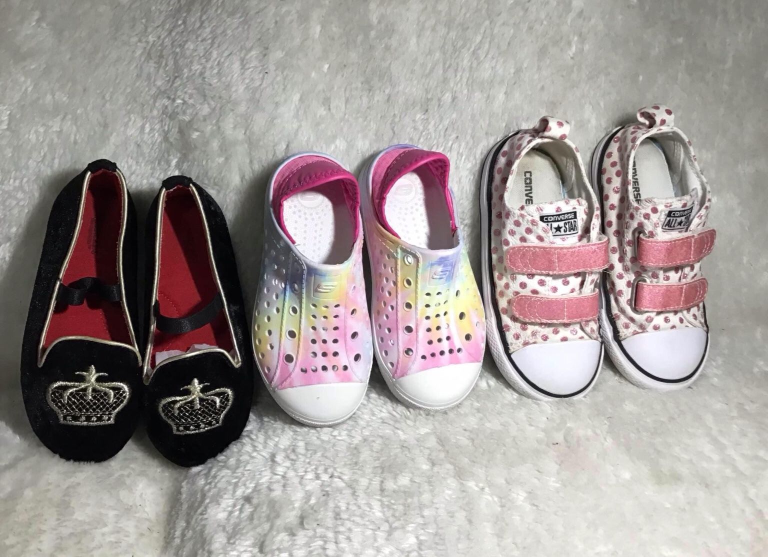 Girls Shoes Size 9/ Genuine Kids W Crown/ Skechers Colorful/ Converse Pink W White Dots $25