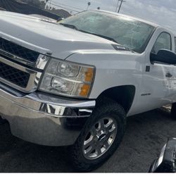 2012  “4x4  Silverado  2500HD 