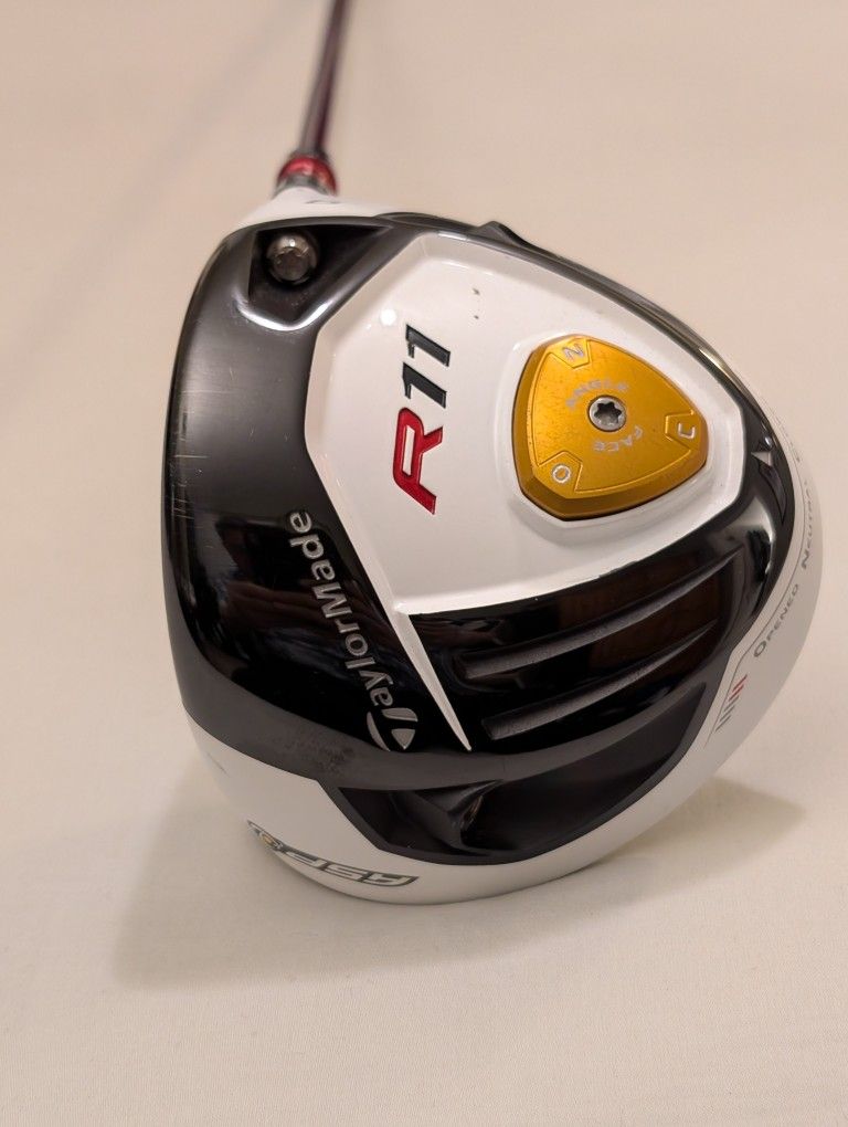  RH MINT TAYLORMADE R11 ASP DRIVER ADJUSTABLE 9* MATRIX OZIK HD6 S. FLEX GRAPHITE SHAFT W/ TaylorMade Grip  