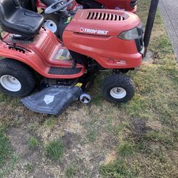Troybilt Riding Mower