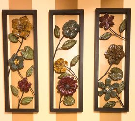 Metal Decorative Floral  Wall Panels(3) & Large Floral Tray with  Easel