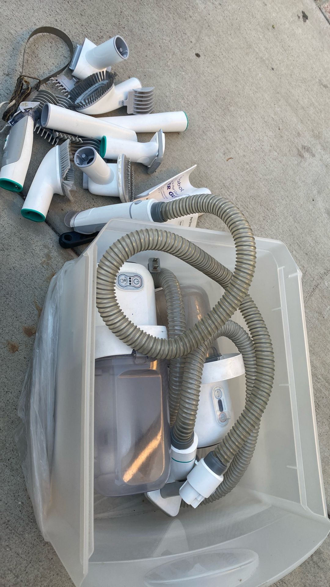 Pet Grooming Kits For Free