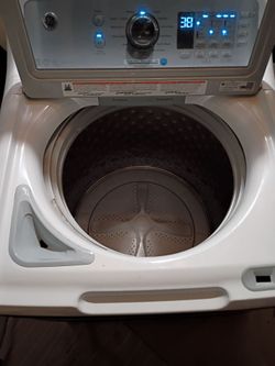 Washer GE High-Efficiency Top Load Washer w/Deep Fill - Tested & Working