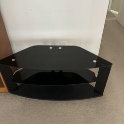 Entertainment station/ tv stand