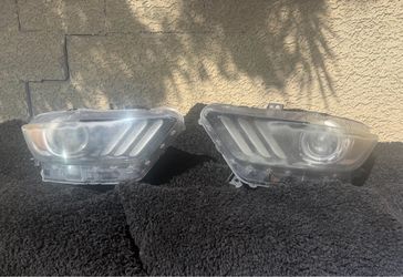 2015-2017 Ford Mustang Right & Left OEM Xenon HID Headlights