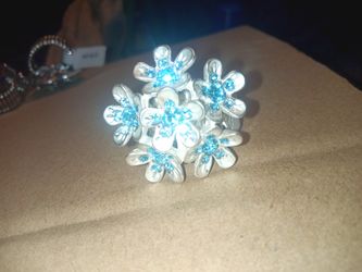 Blue Rine Stone Ring Flowers  