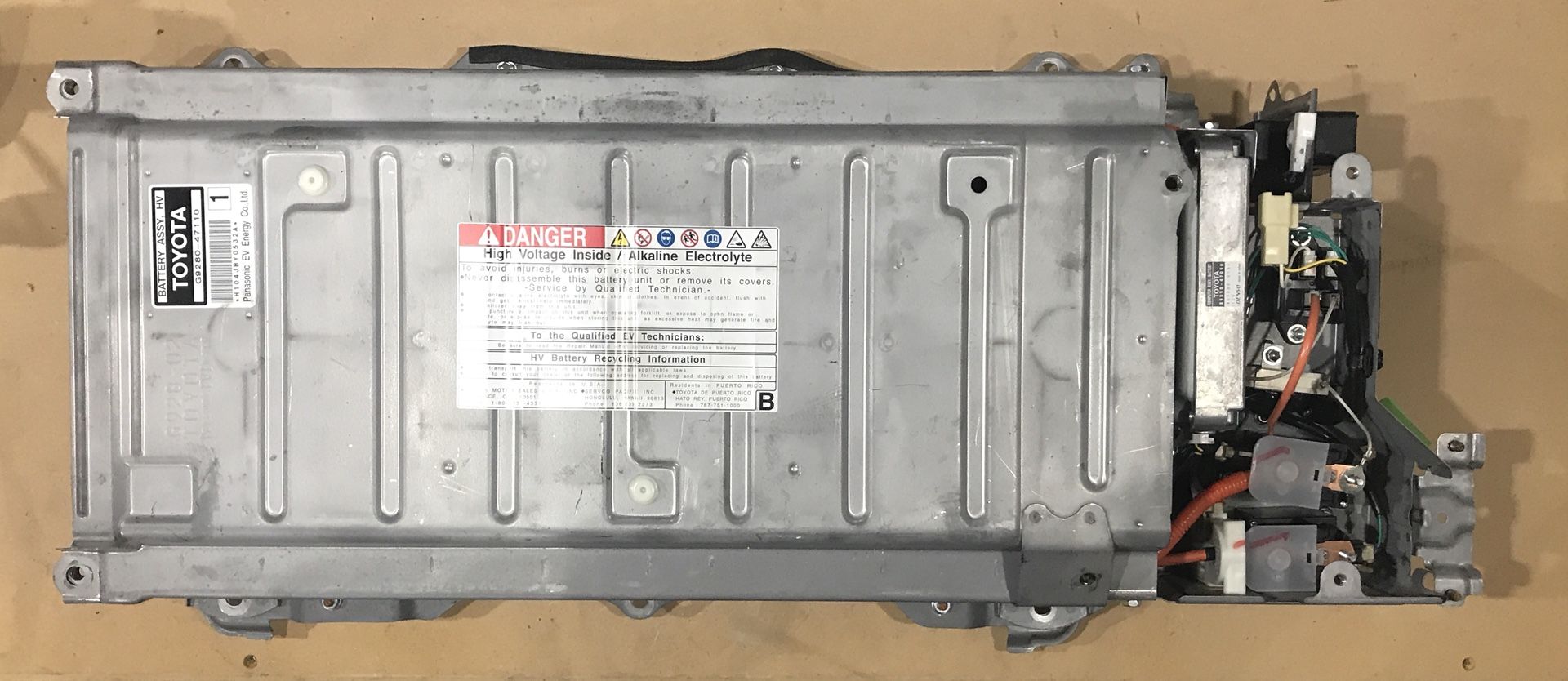 Newly rebuilt Prius hybrid battery 2004 through 2009.