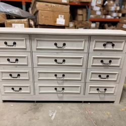 12 Drawer Dresser Chest of Drawers  white $210