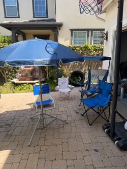 Set of Outdoor Folding Chairs + Sturdy Umbrella