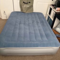 *Full Air mattress *