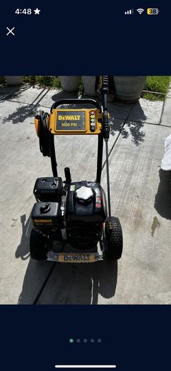 DEWALT PRESSURE WASHER 3,600 PSI 