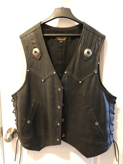 Classic men’s Harley Davidson vest with tassels