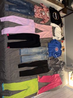 Girls fall/winter clothes size 6. Zone emblems are cracked.jeans have light stains see pics