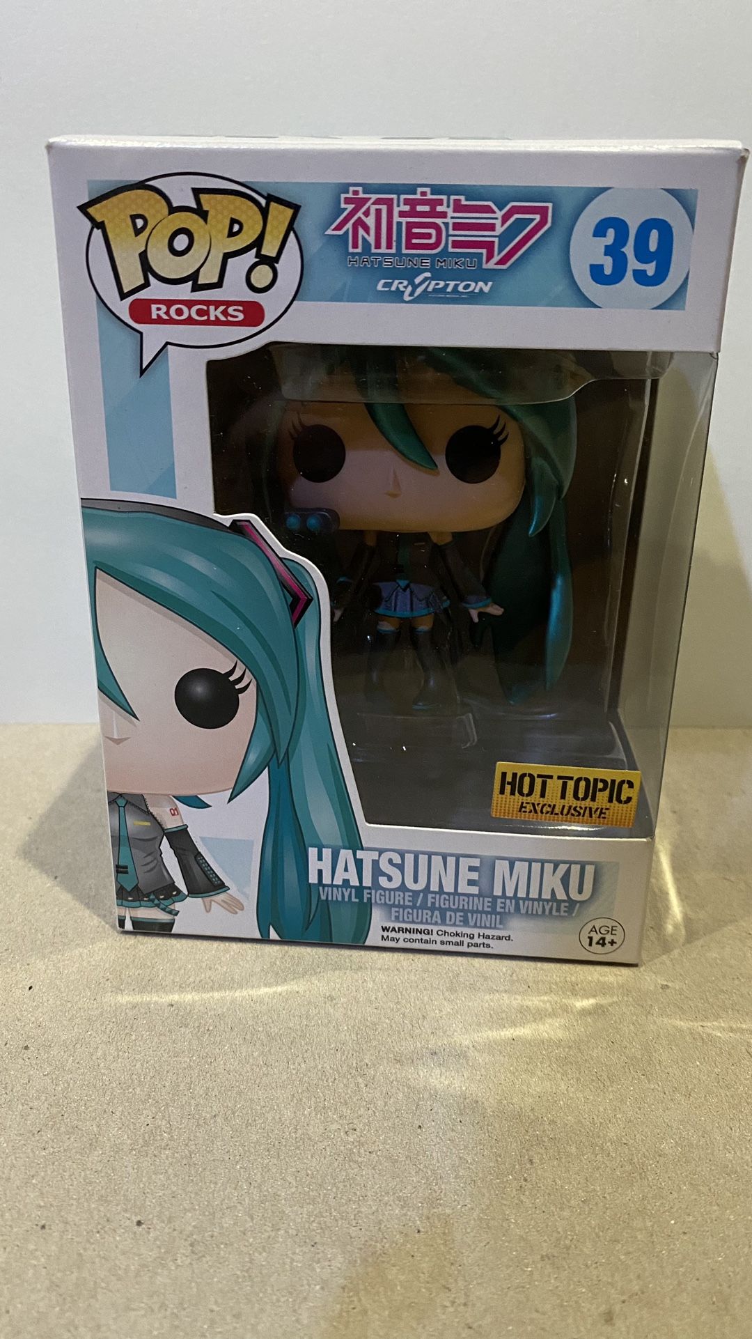 Hatsune Miku Metallic Funko Pop Rocks #39. Hot Topic Exclusive