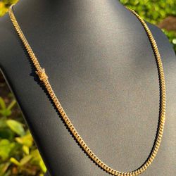 10k solid Yellow Gold brand New Cuban link 24.5” Chain necklace 28.9 grams 4.5mm