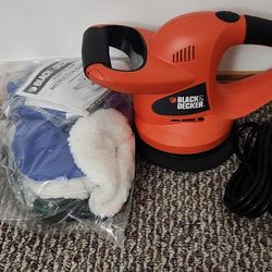 Black and Decker Car Polisher / Water With Accessories and Manual
