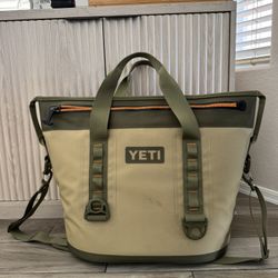 Yeti Soft Hooper Cooler 30