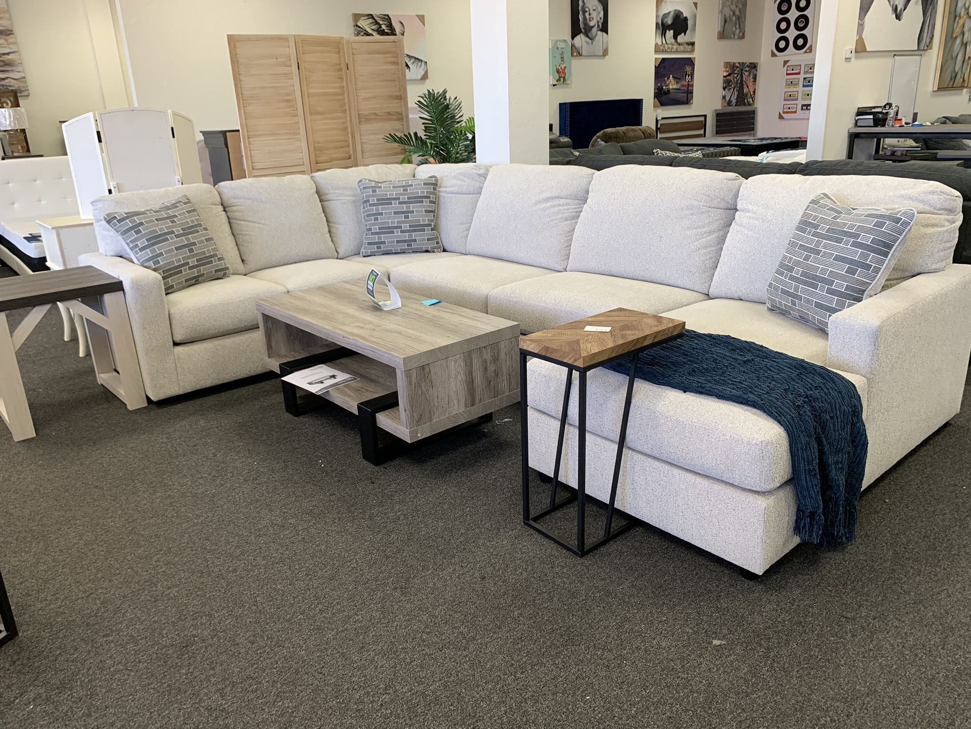 Ivory Sectional Sofa With Chaise 